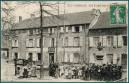 Beaucoup d'enfants en 1910, Place de la Rpublique